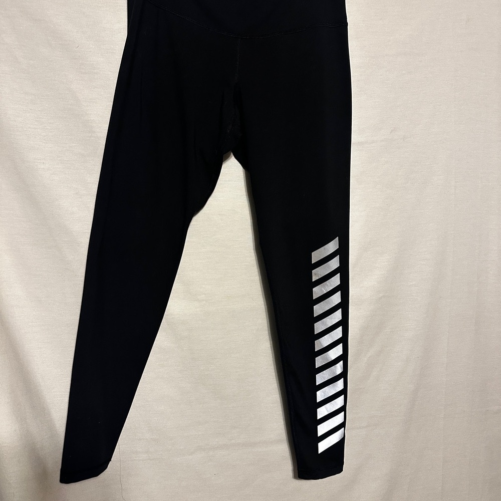 Old Navy reflective leggings L